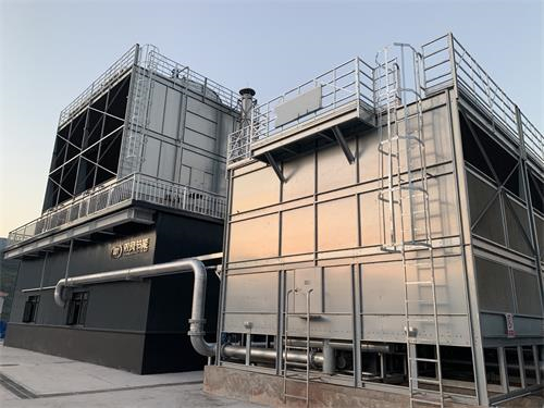 冷卻塔與工業(yè)冷水機(jī)的工作原理