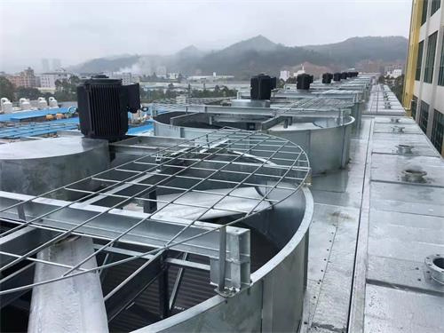 閉式冷卻塔已經(jīng)運用在工業(yè)領域當中。(閉式冷卻塔信息)