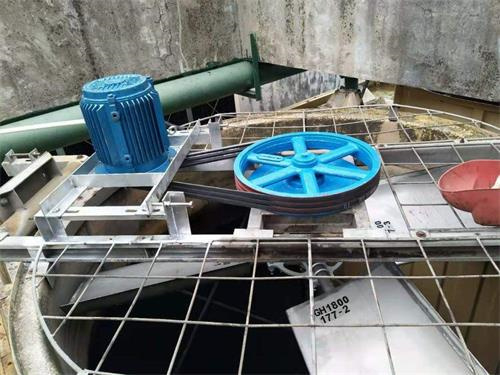 是什么原因?qū)е铝死鋮s塔內(nèi)的冷卻水變少?(冷卻塔大量耗水怎么回事)